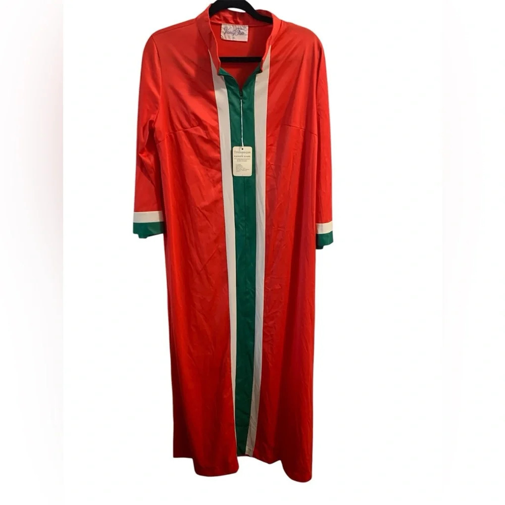 Vintage vanity fare house robe